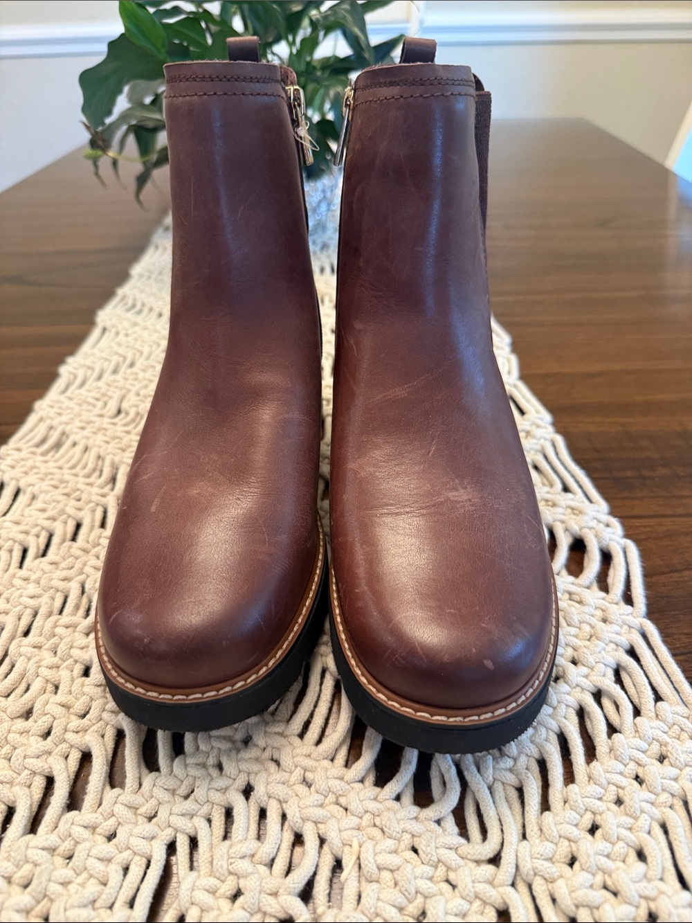Naturalizer Women's Dark Brown Leather Ankle Booties